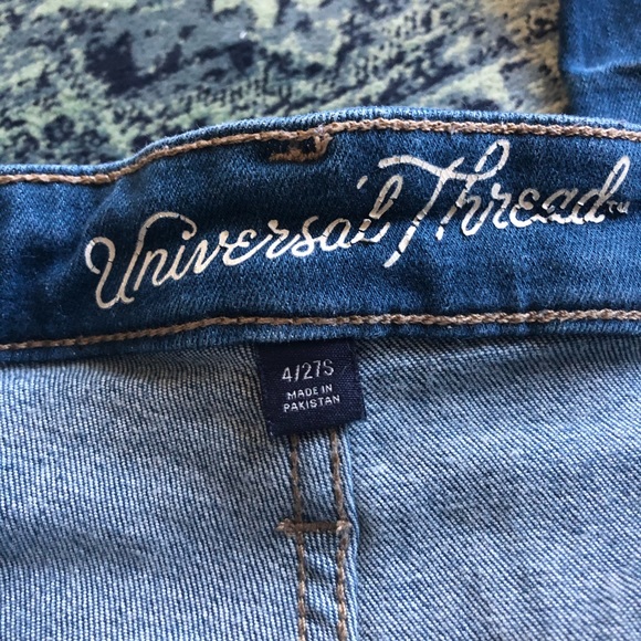 Universal Thread Denim - Picture 4 of 6